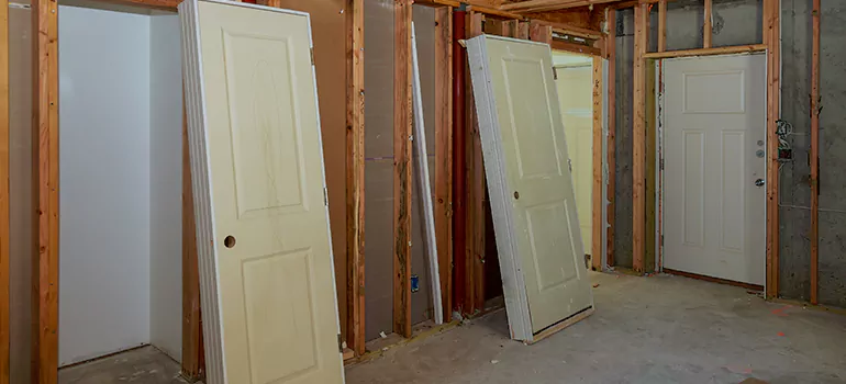 Heavy Duty Sliding Door in Ferry Pass, FL